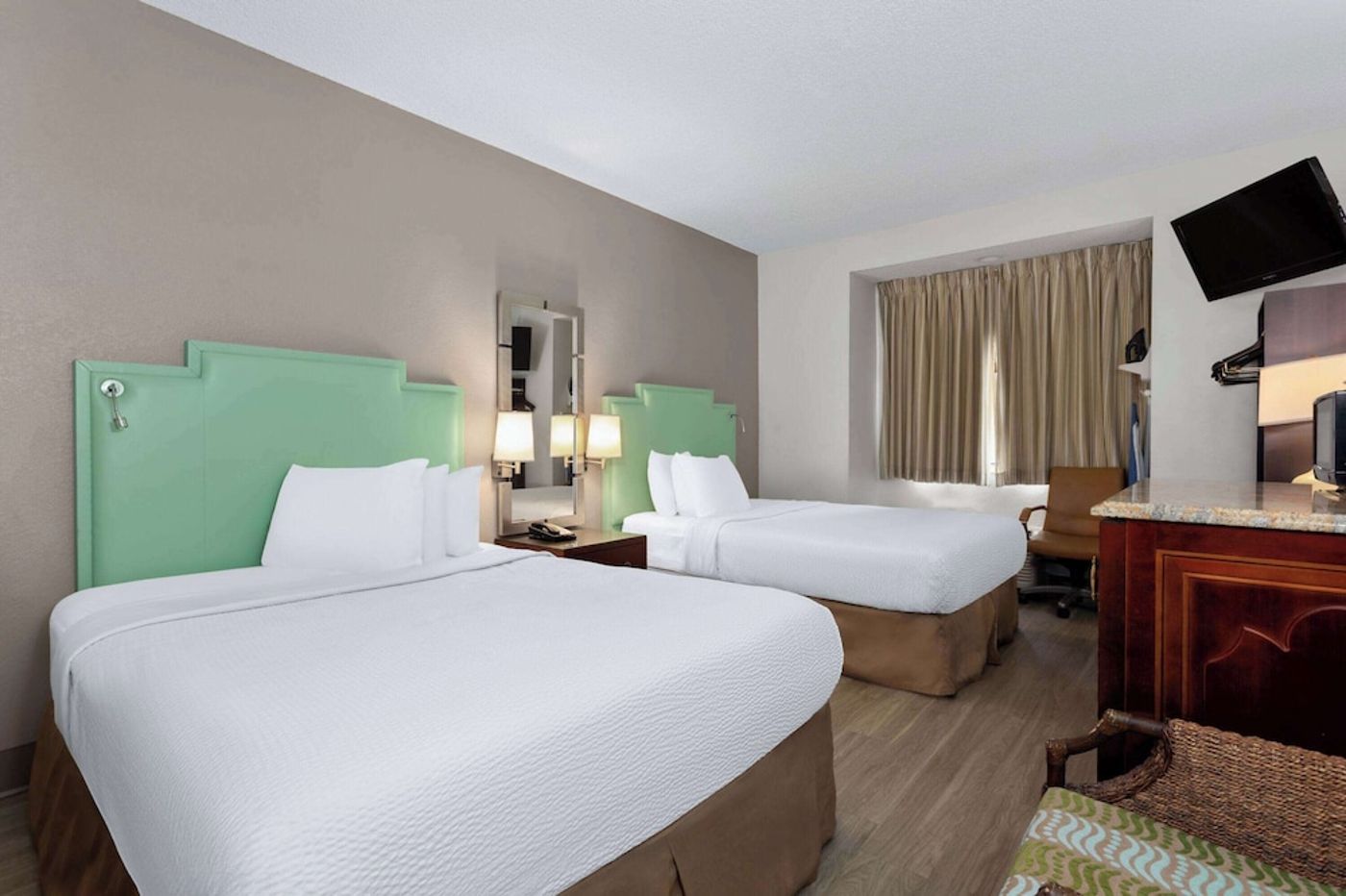 expedia-3166746-19