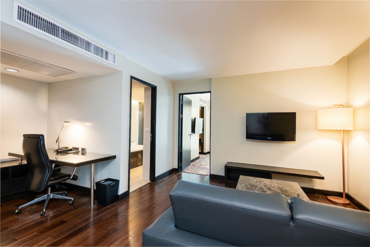 Radisson Suite Bangkok Sukhumvit 09.09