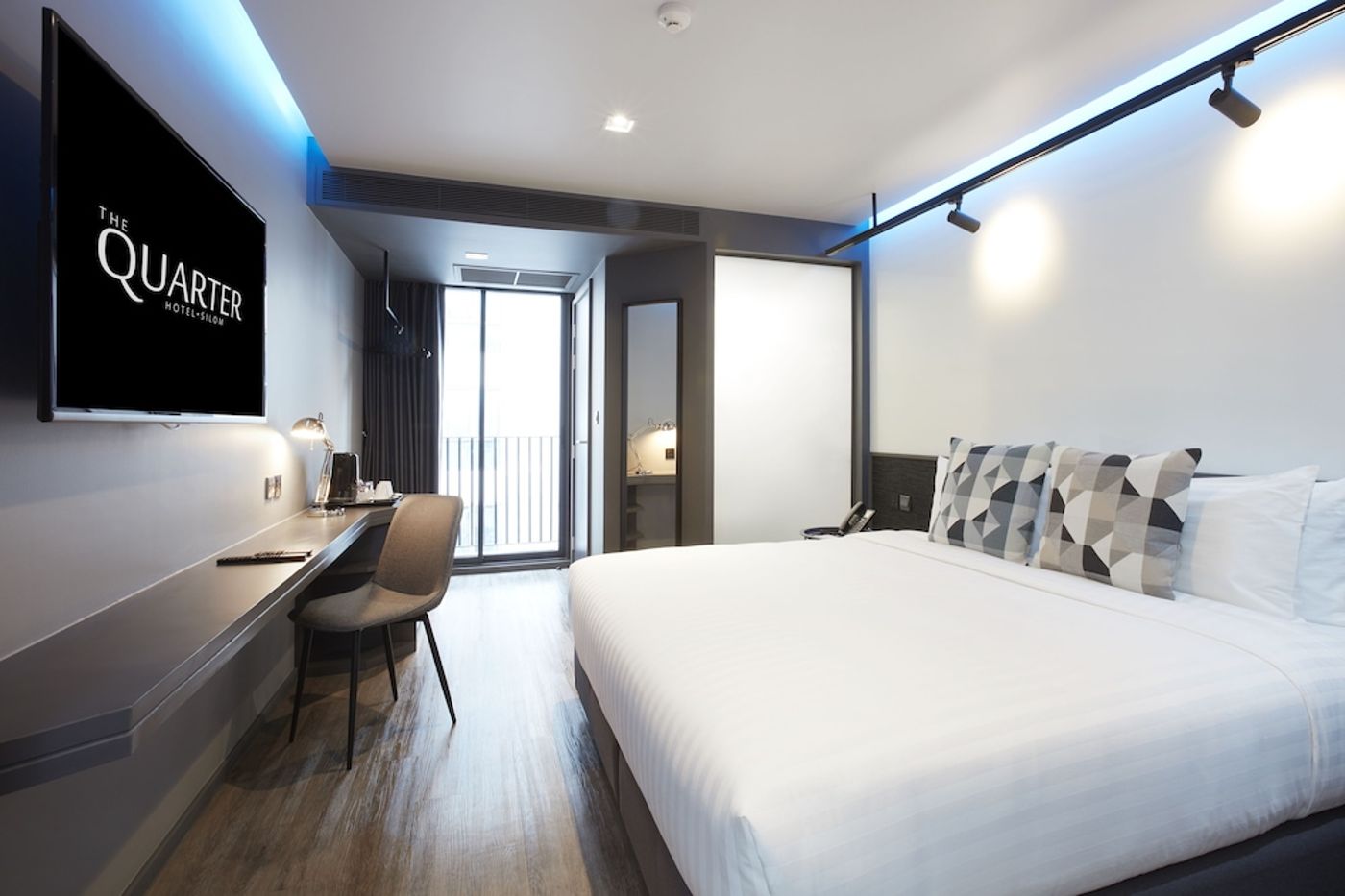 expedia-3158087-5