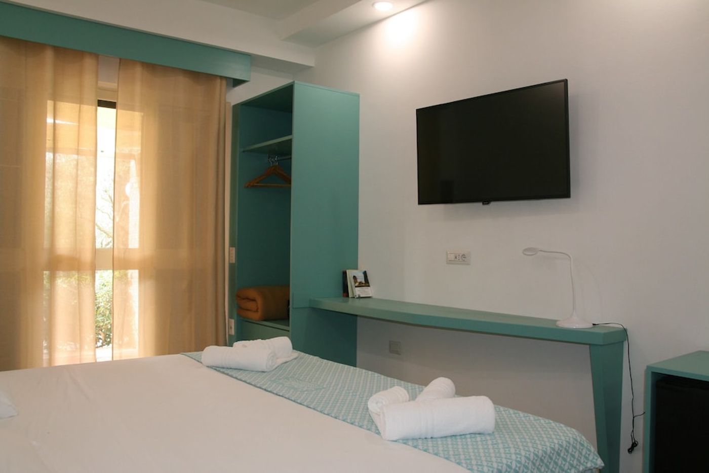 expedia-3166753-6