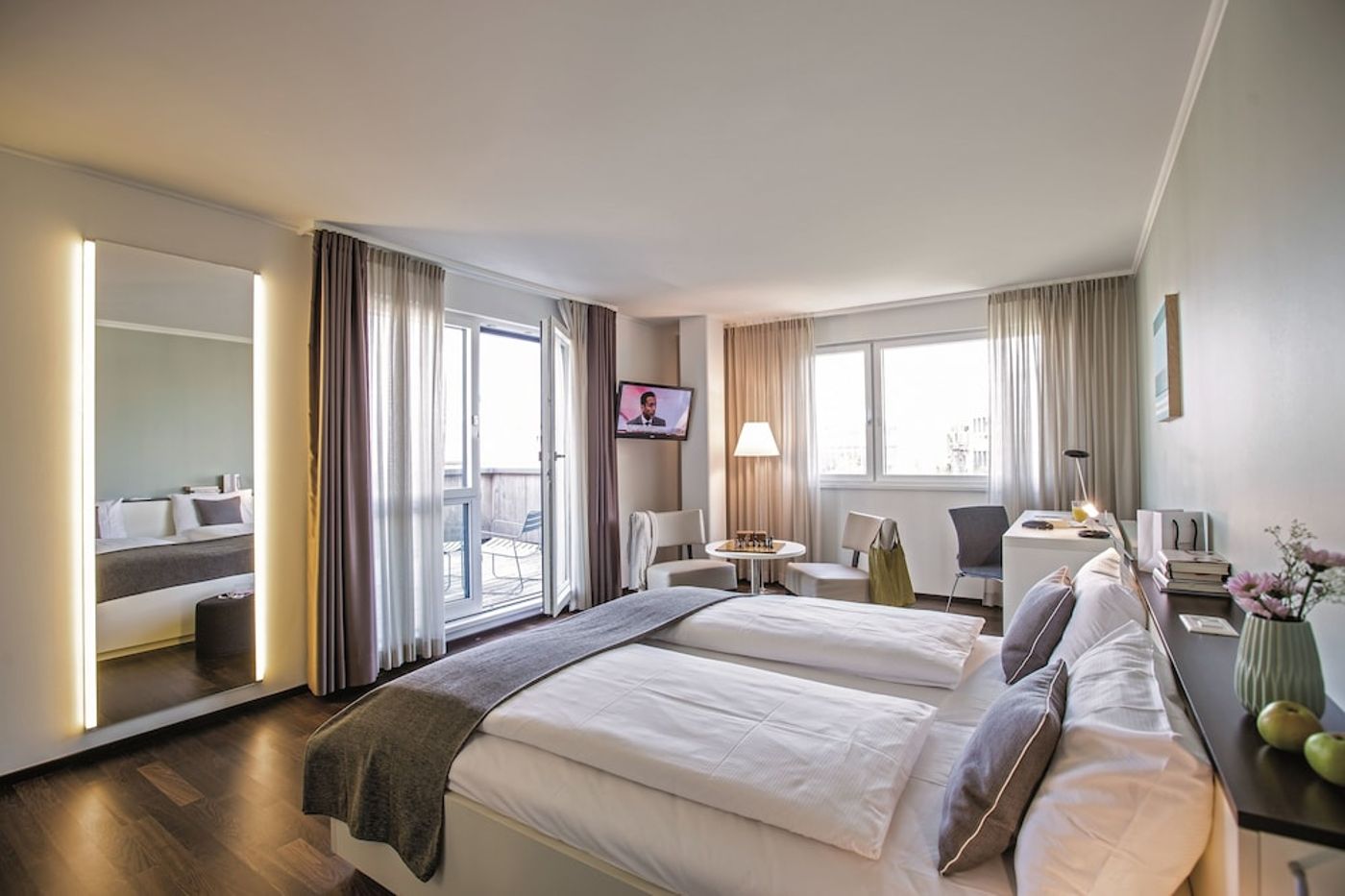 expedia-3158663-12