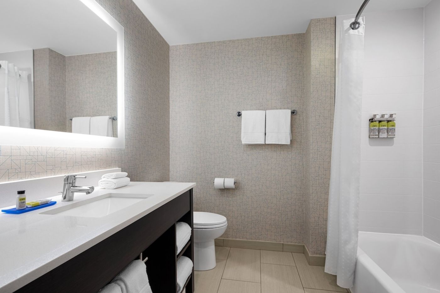 Holiday Inn Express & Suites Woodside LaGuardia Airport by IHG - 6F779FA4EE95296385DA4D9B054F26DCBCCFF272