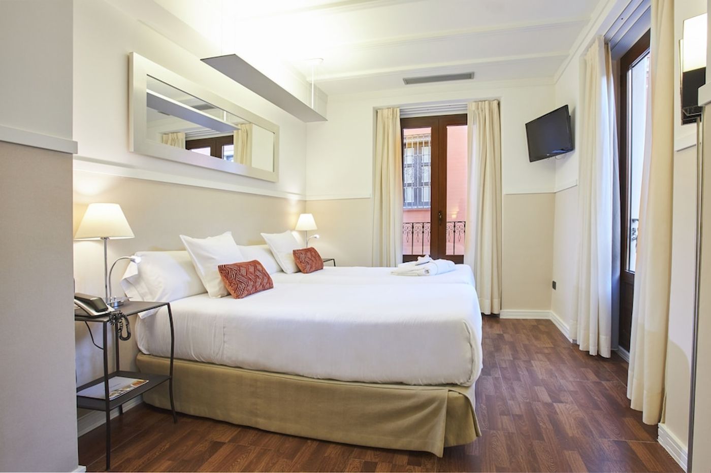 expedia-3164601-1