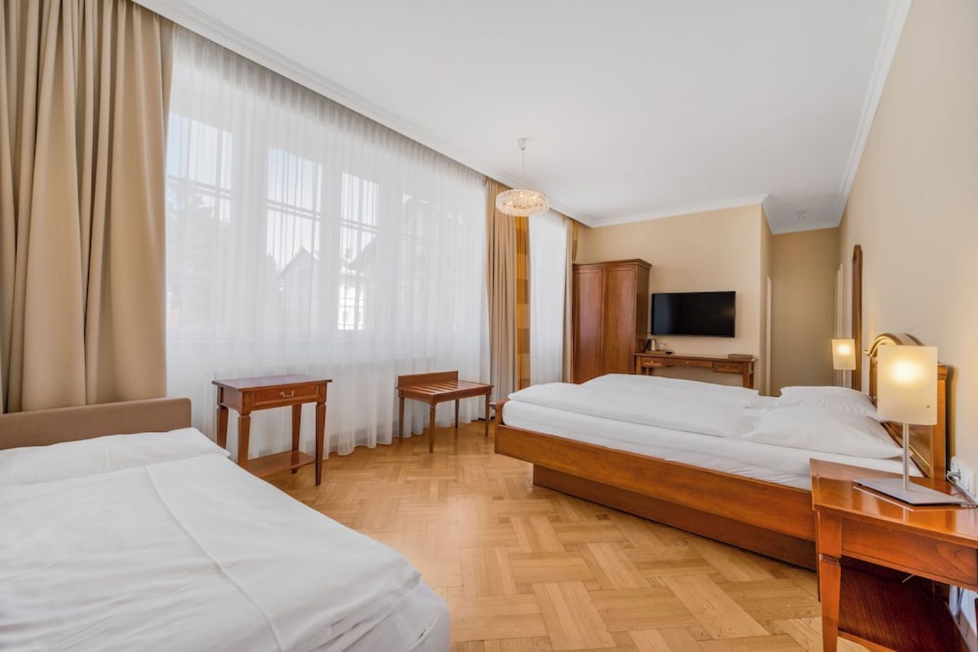 expedia-3157264-9