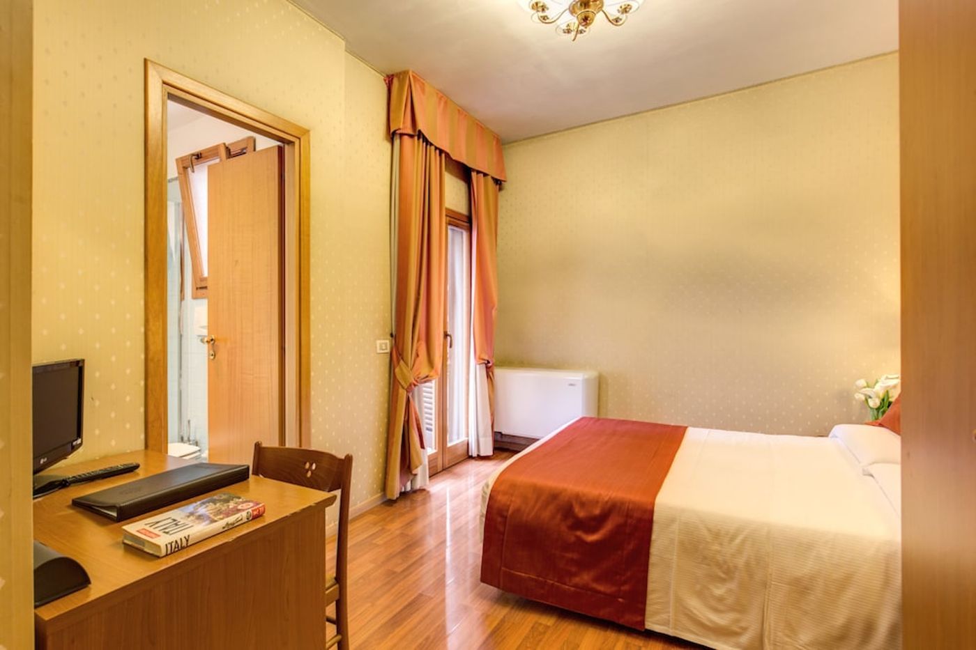 expedia-3164559-5