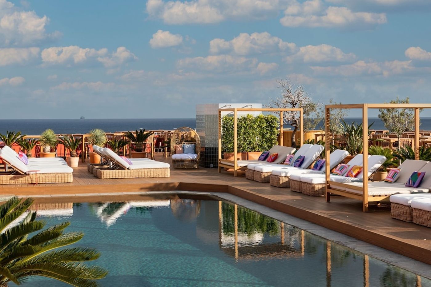 expedia-3166141-1