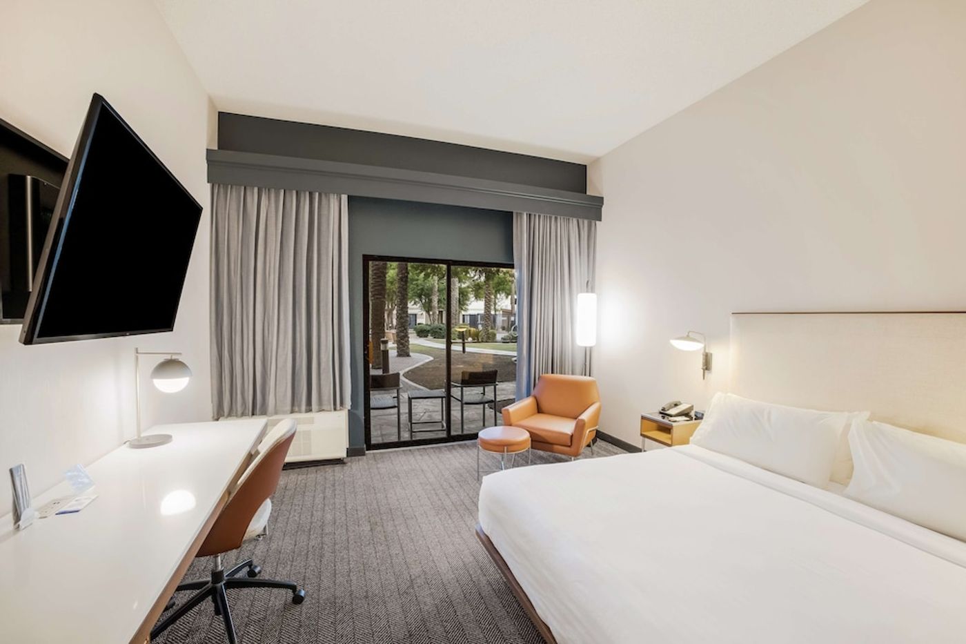 expedia-3159562-16