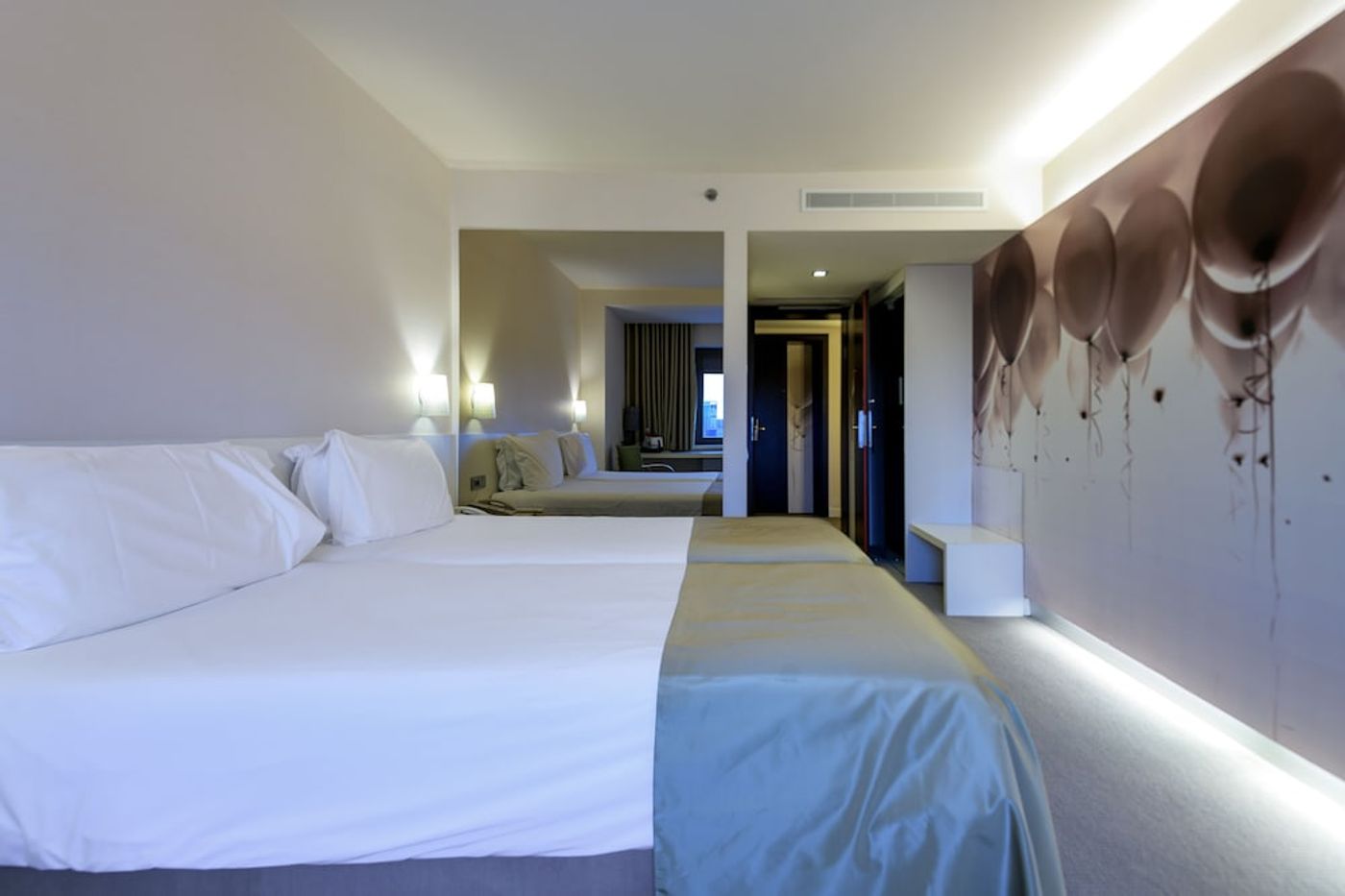 expedia-3162979-8