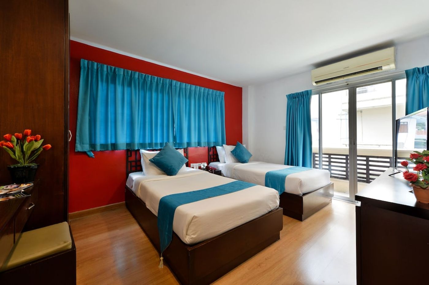 expedia-3161675-18