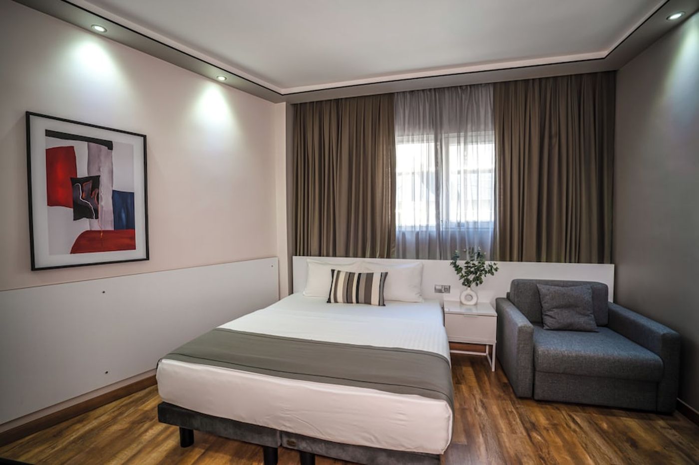 expedia-3161857-10