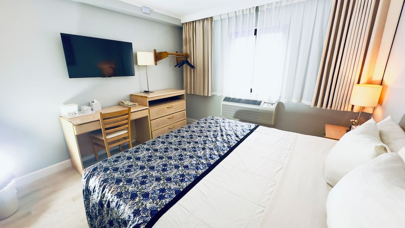 expedia-3162479-9
