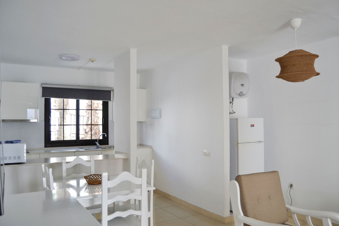 23.10.26 Flamingo Apartments
