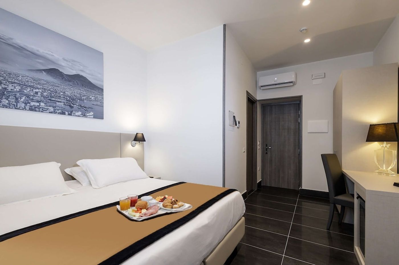 expedia-3165380-10