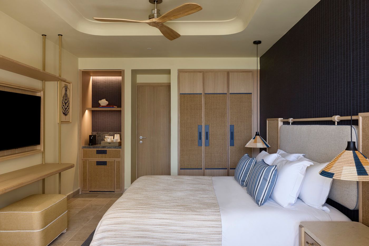 Atlantica Kalliston Resort - Junior Suite Swim Out 