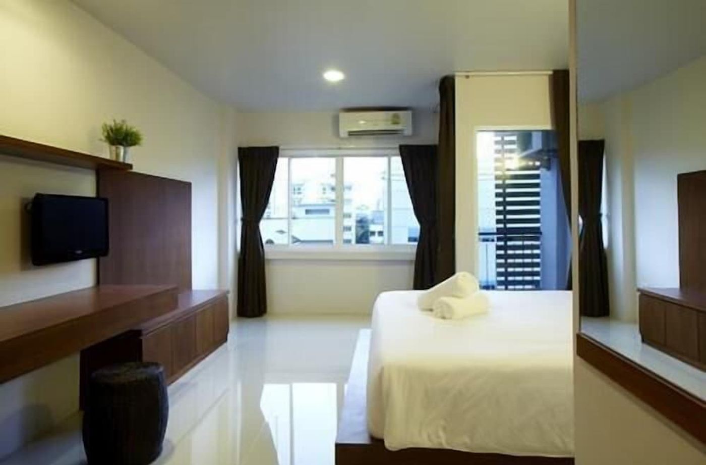 expedia-3162877-19