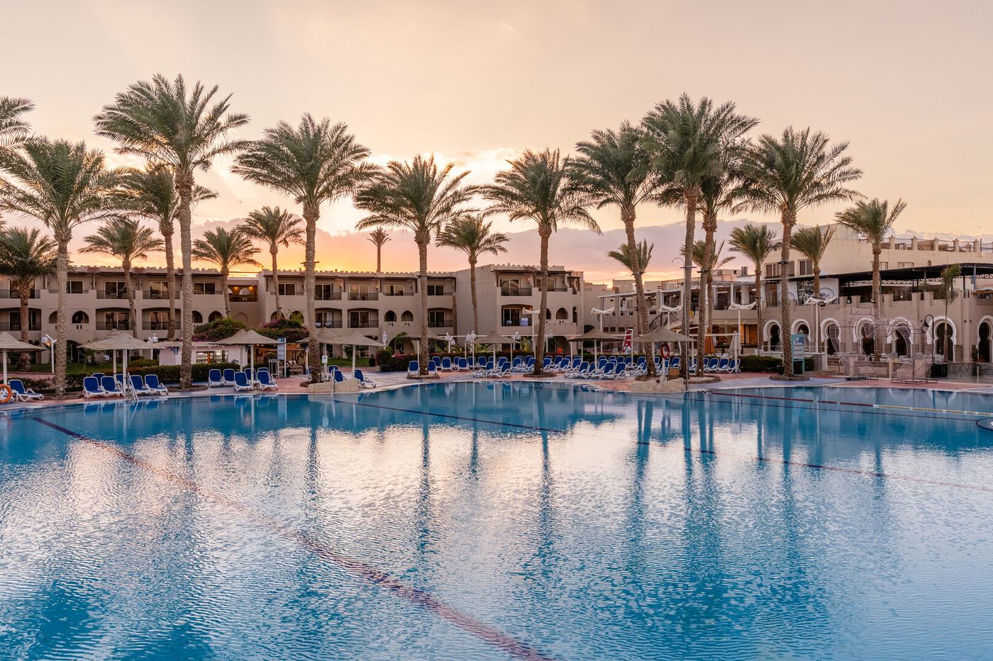 Edge by Rotana Sea Beach 21.09