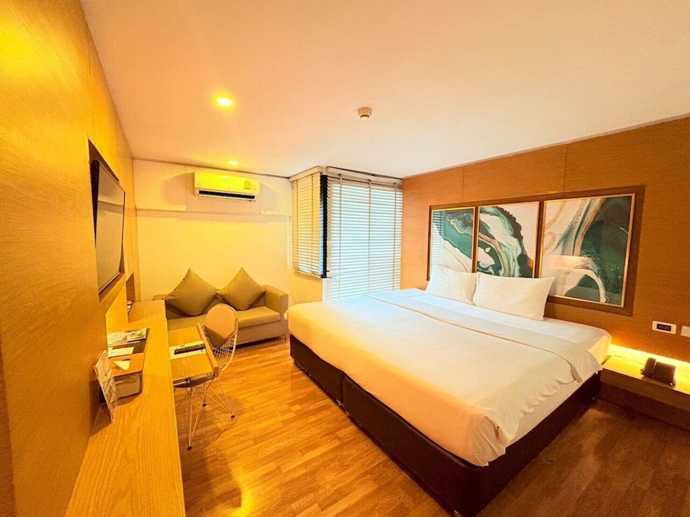 expedia-3165172-18