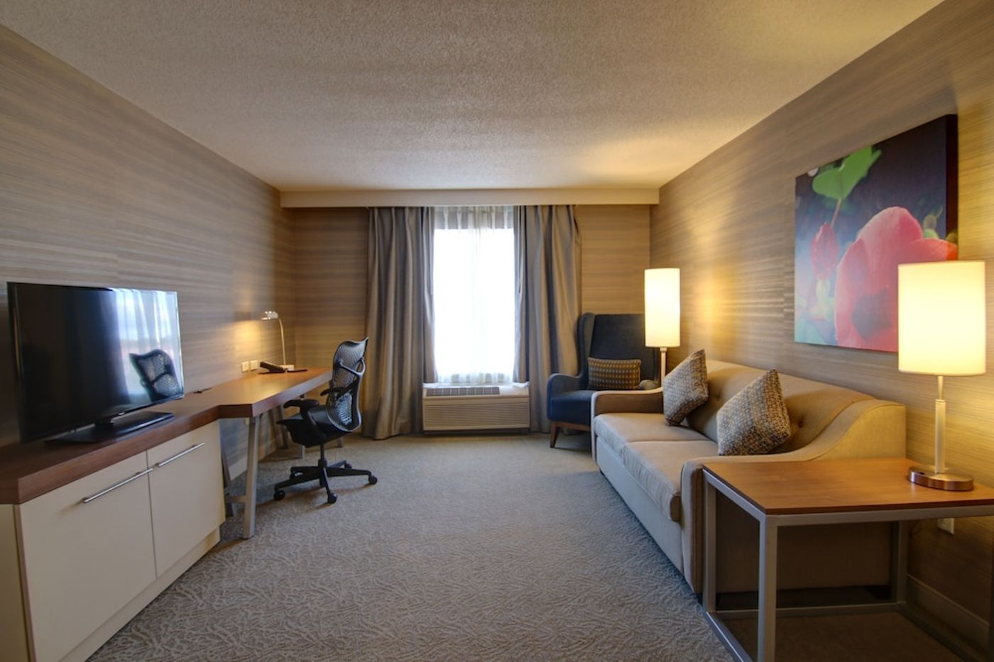 expedia-3165545-29