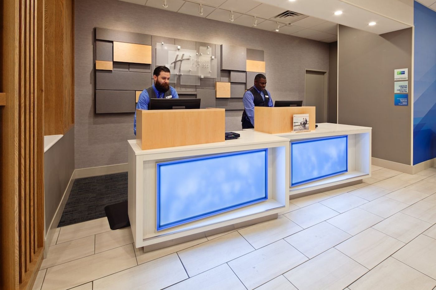 expedia-3159520-5