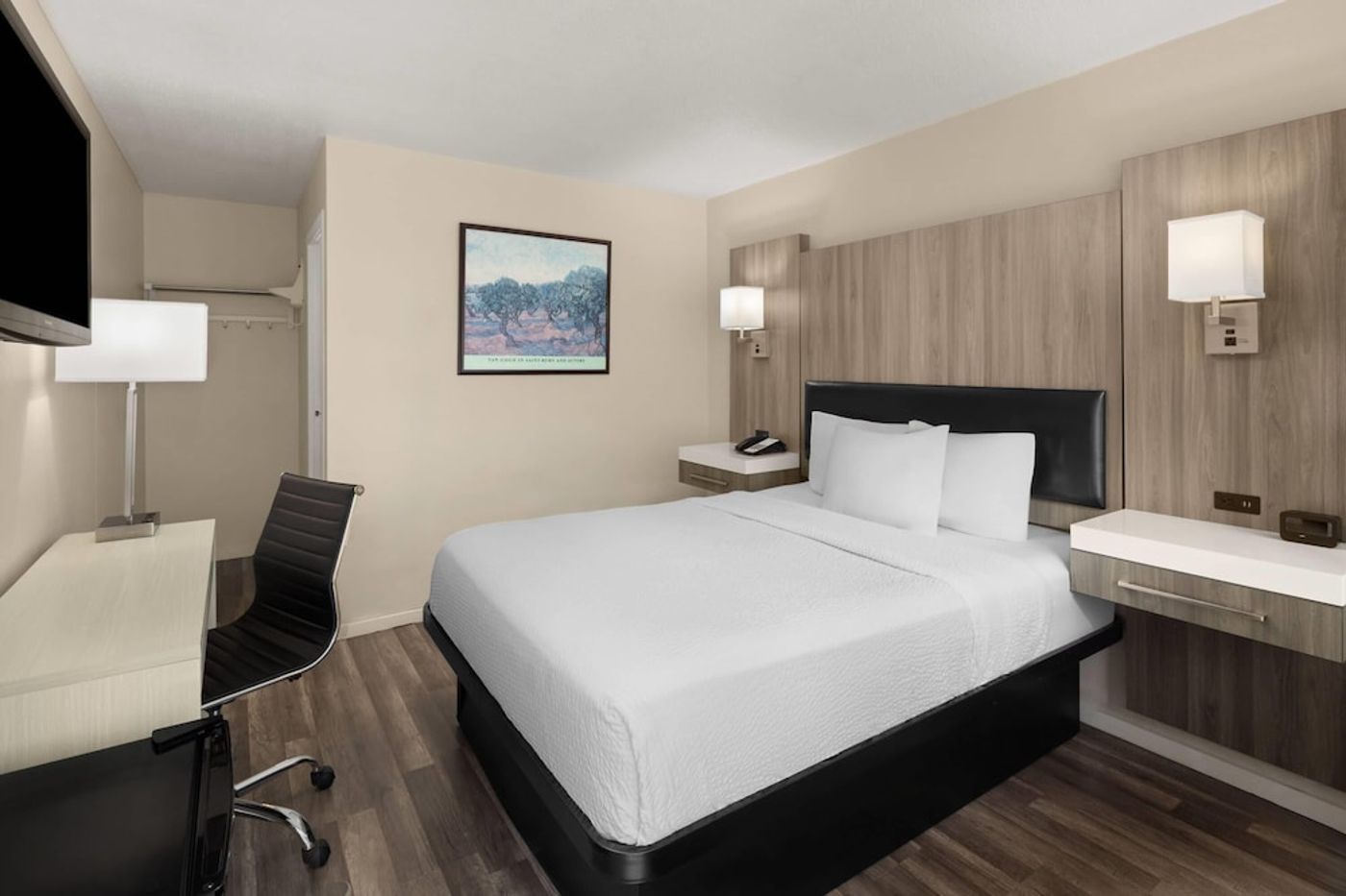 expedia-3159290-18
