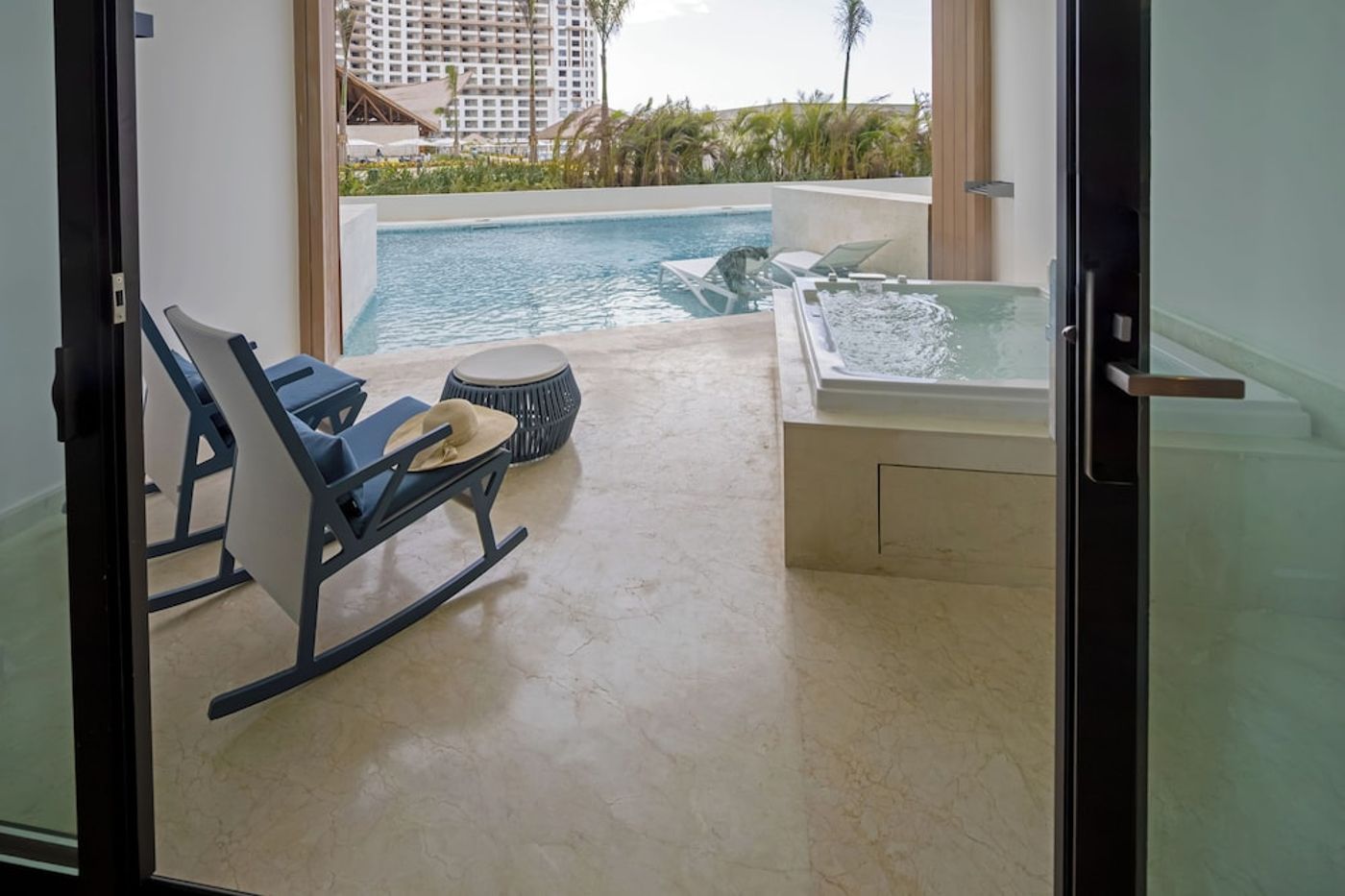 expedia-3166824-7