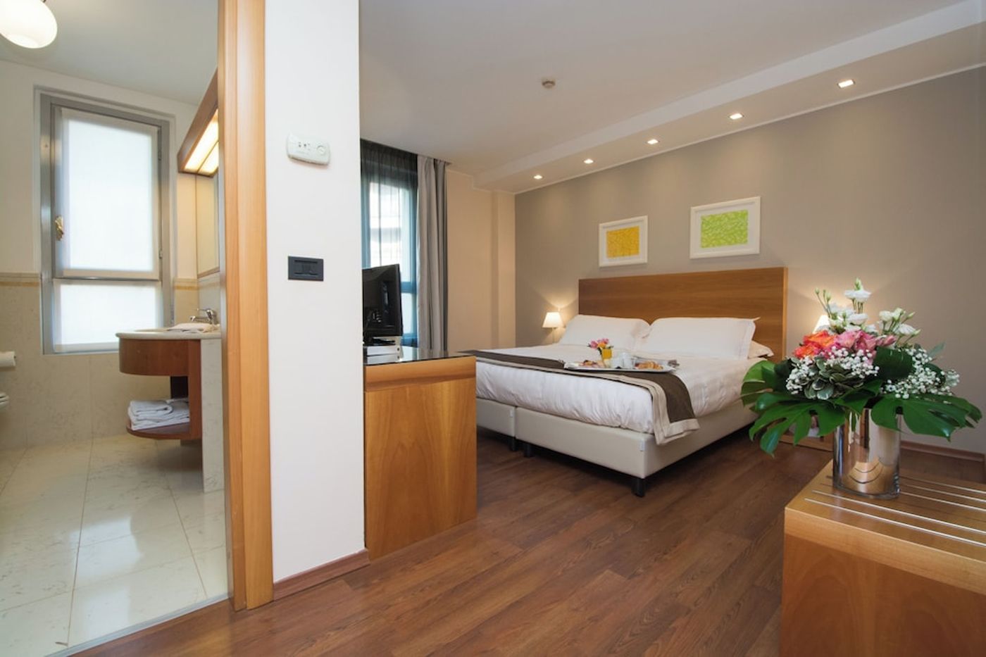 expedia-3159904-1