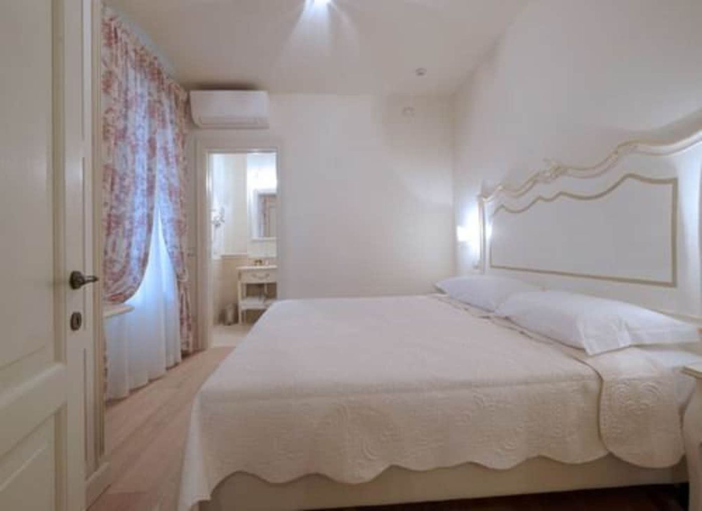 expedia-3156957-5