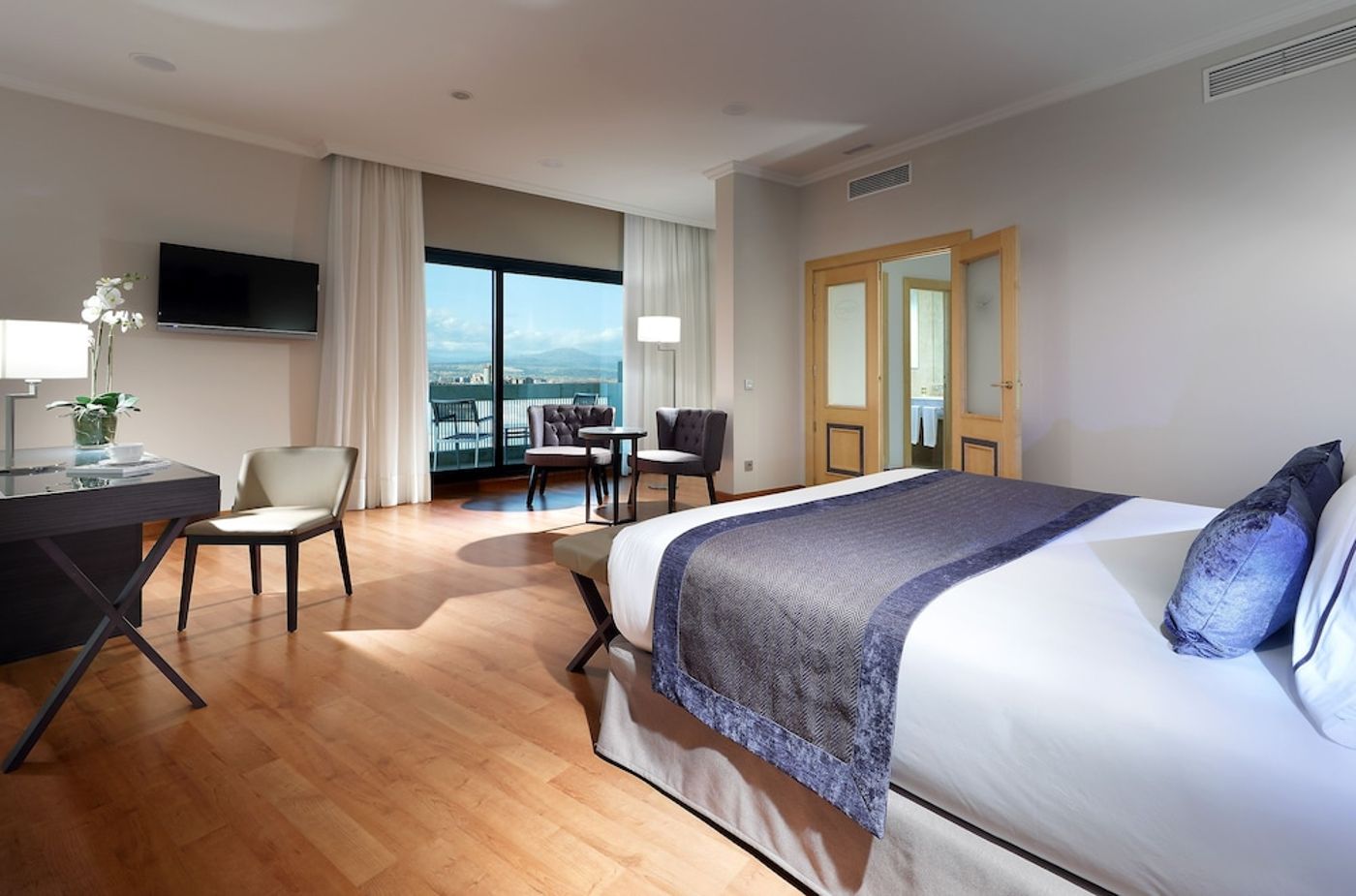 expedia-3165086-23