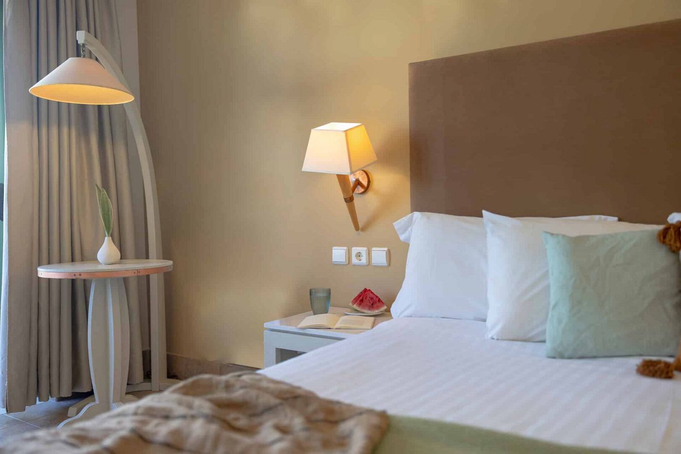 Giannoulis Grand Bay Beach Resort – Adults Only