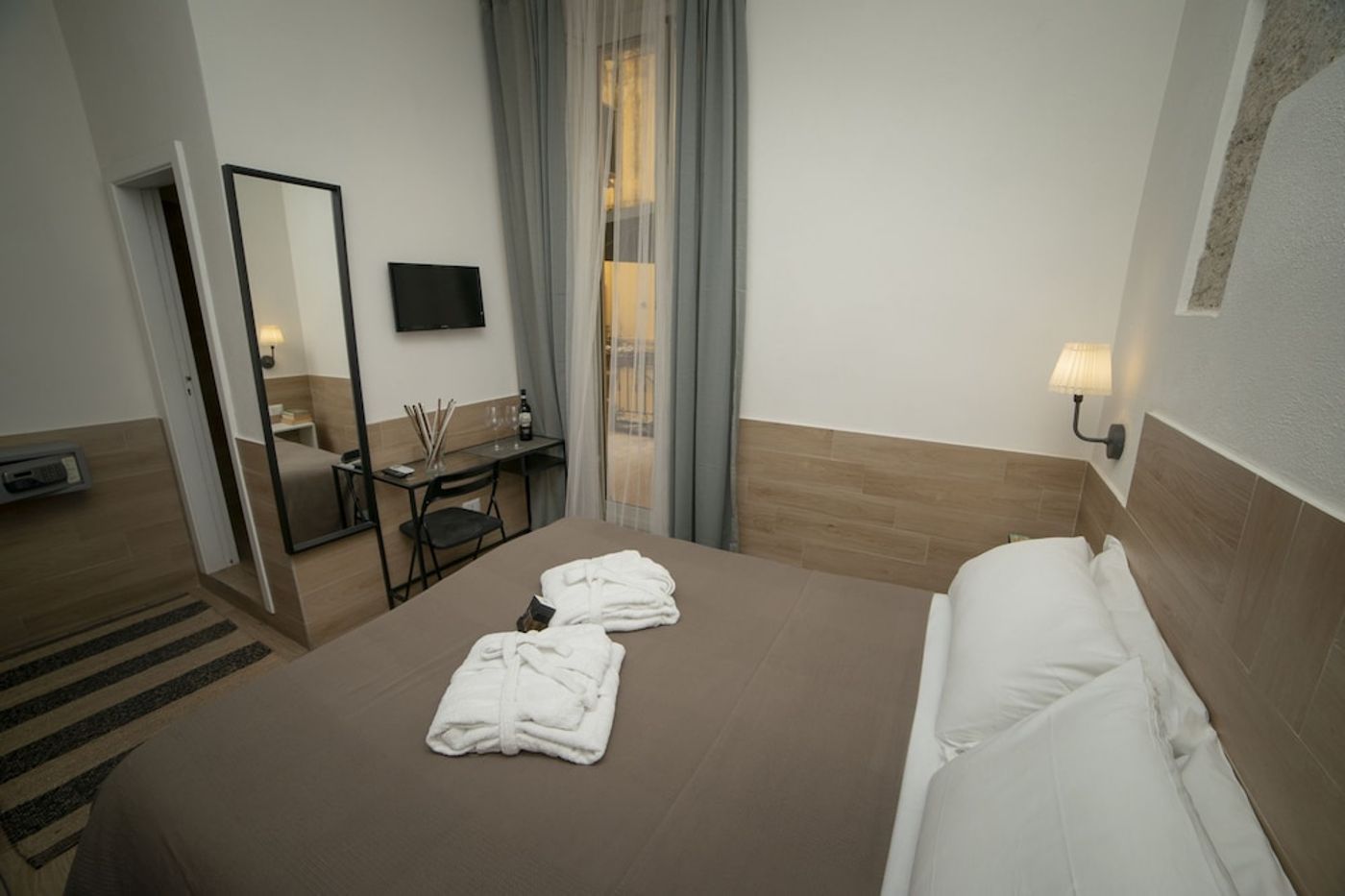 expedia-3166000-8