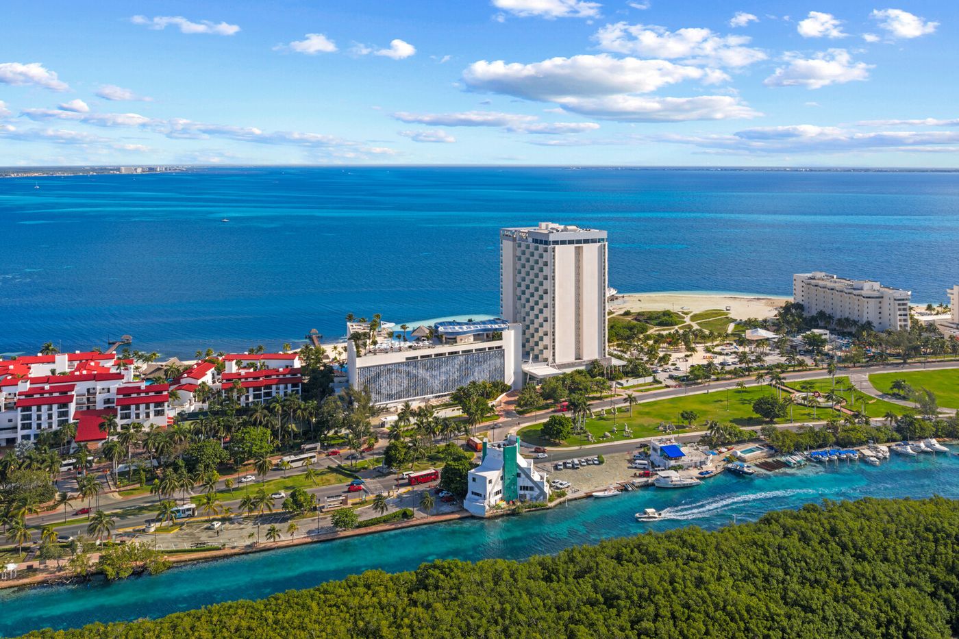 Amare Cancun 21.10