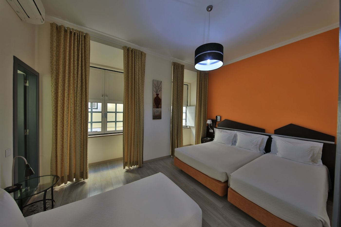 expedia-3161440-20