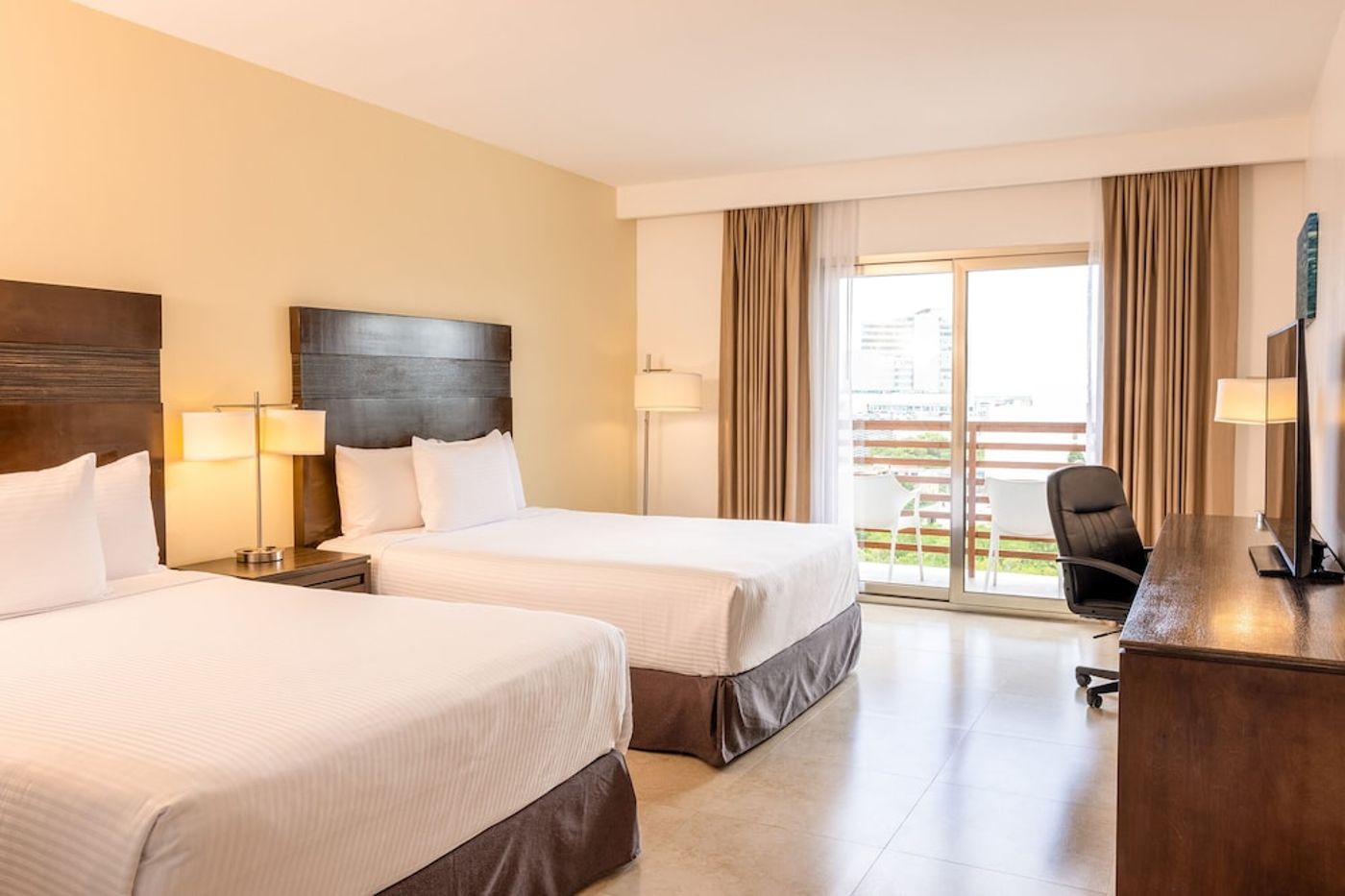 expedia-3166537-22