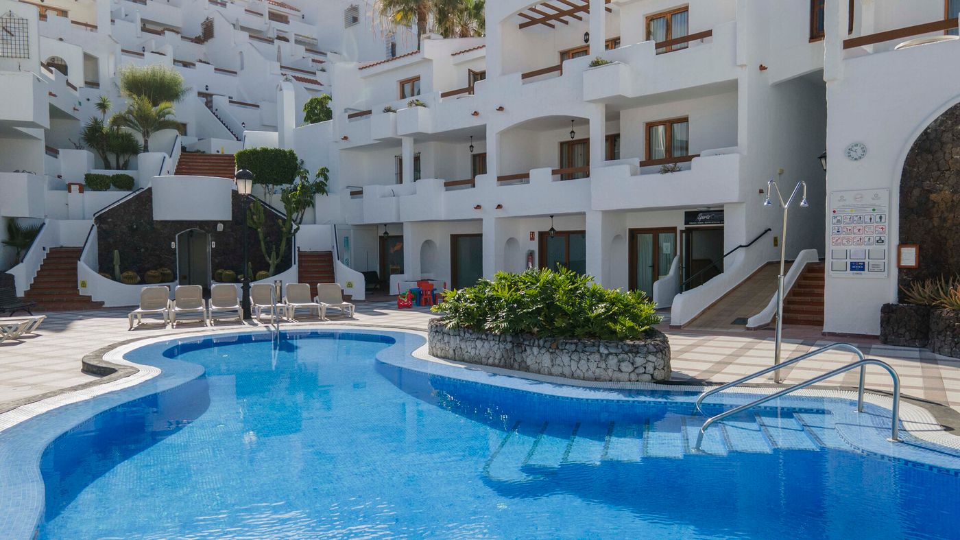 15.12.25 ONA Beverly Hills Suites