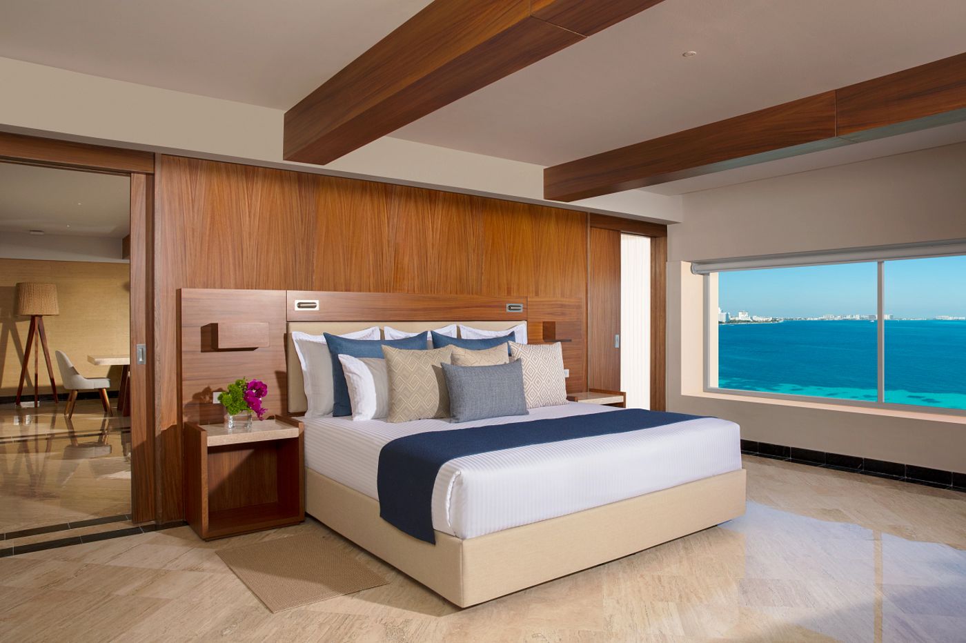  Dreams Sands Cancun Resort & Spa 27.08