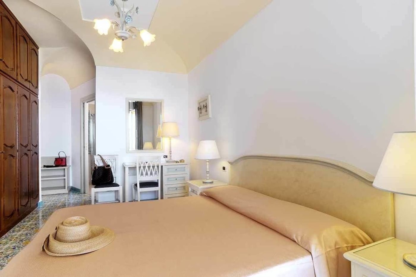 expedia-3166189-20