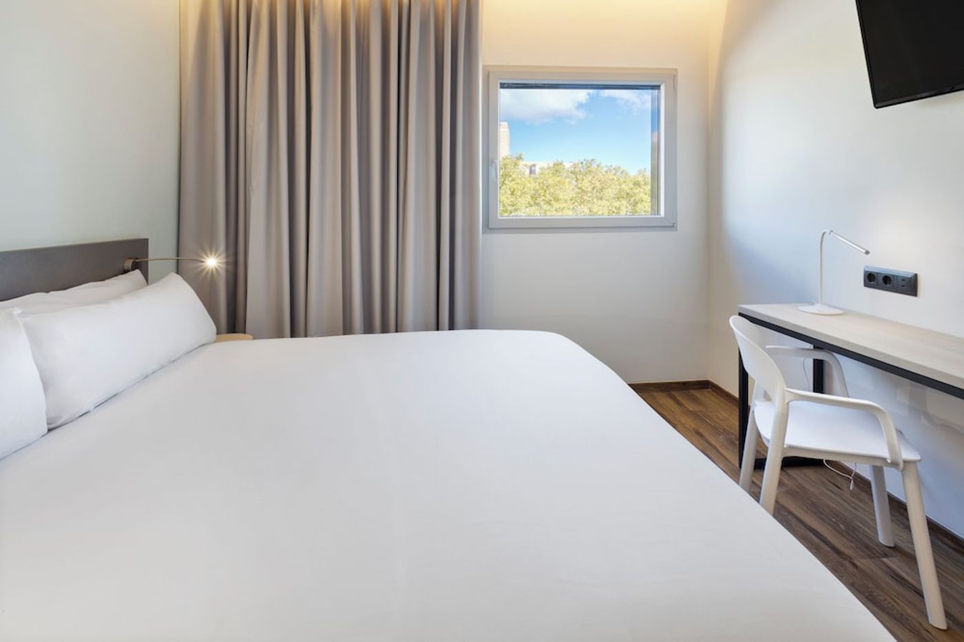 expedia-3163195-9