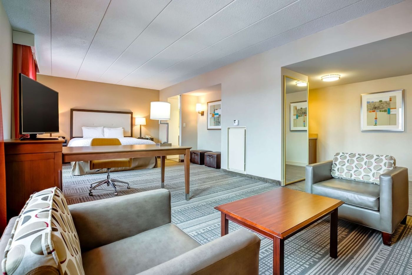 expedia-3160379-28