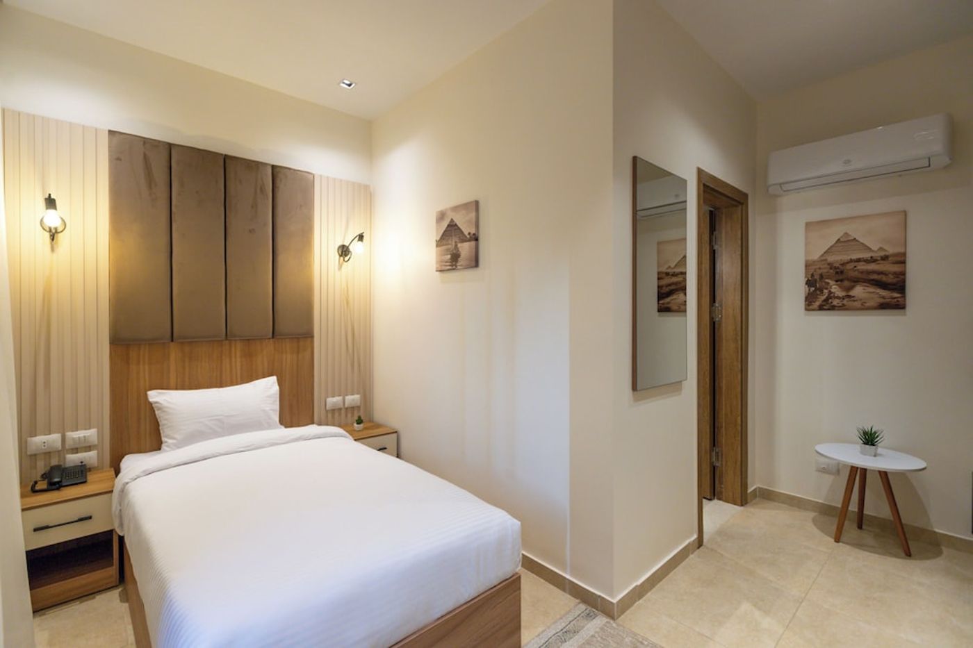 expedia-3164093-25