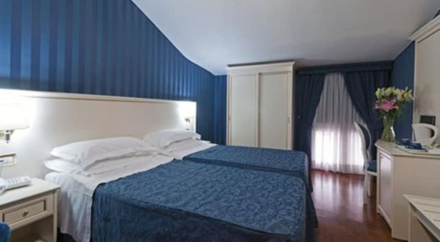 expedia-3165624-22