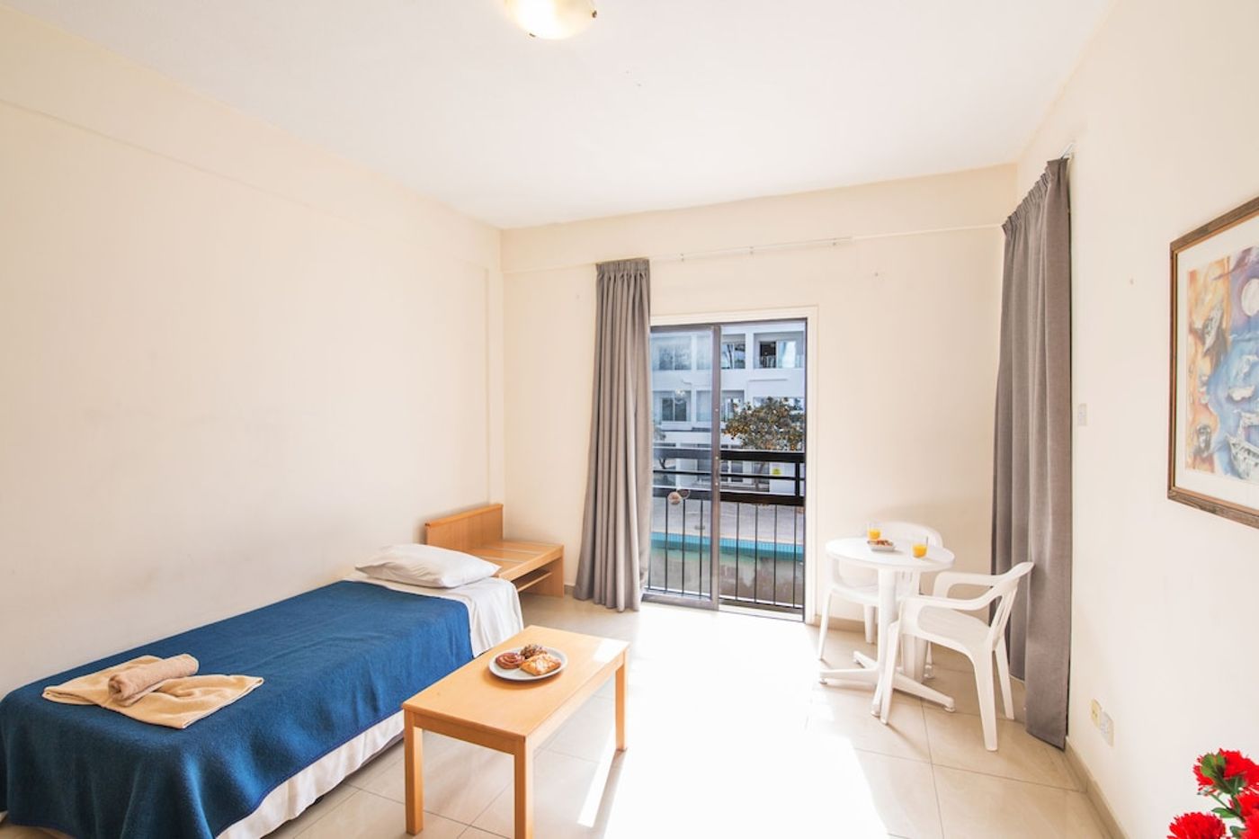 expedia-3166122-25