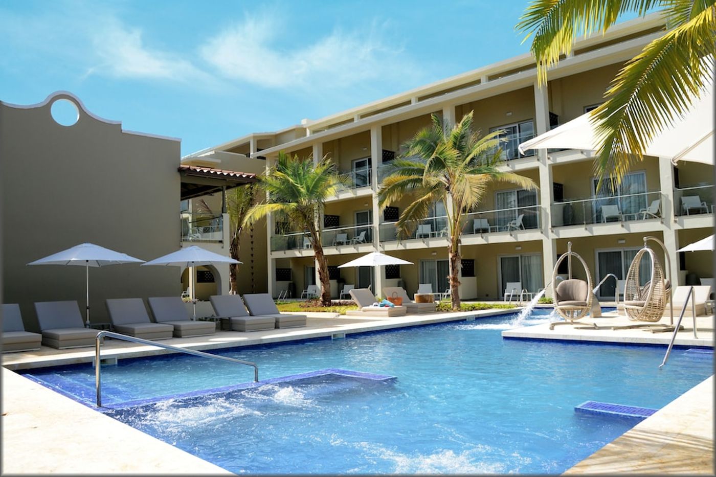 expedia-3166137-2