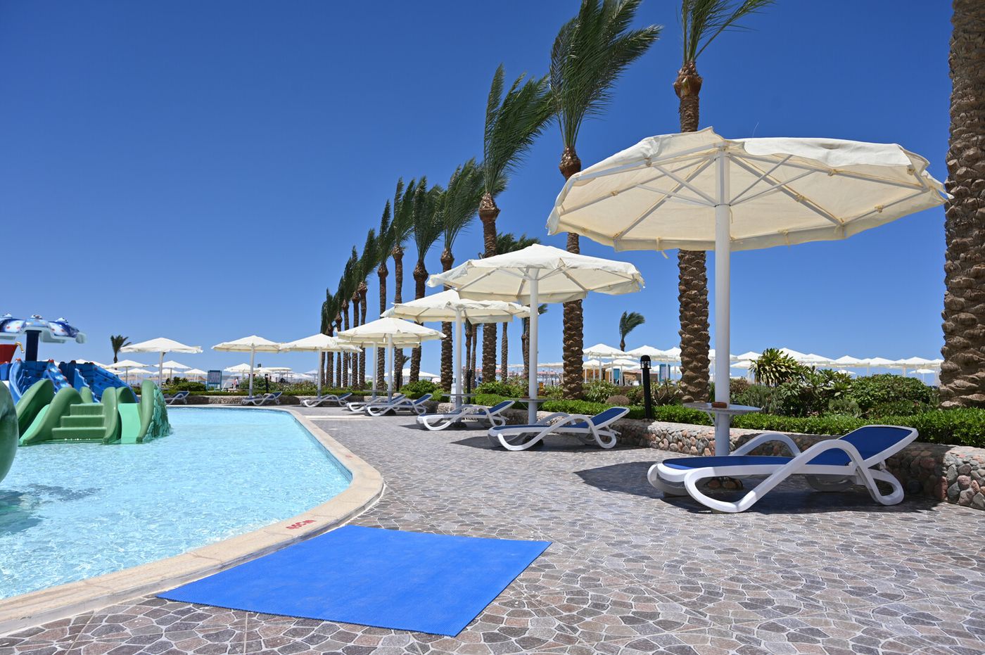 Serano Aqua Park Resort 18.09