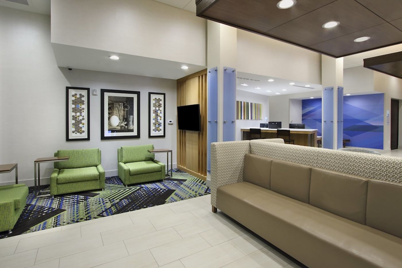 expedia-3160477-4