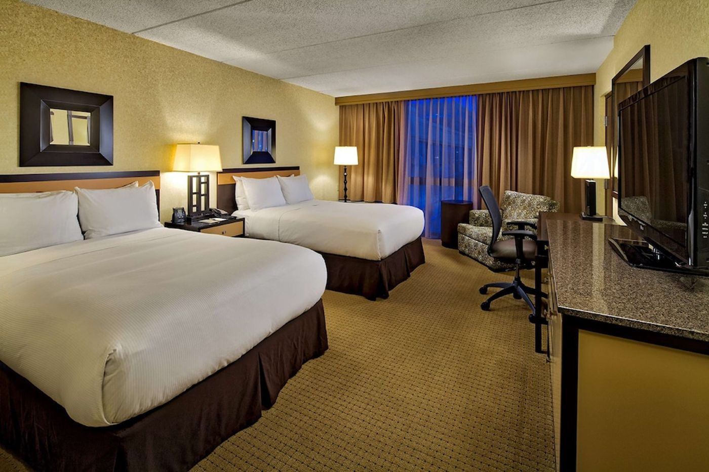 expedia-3162051-5