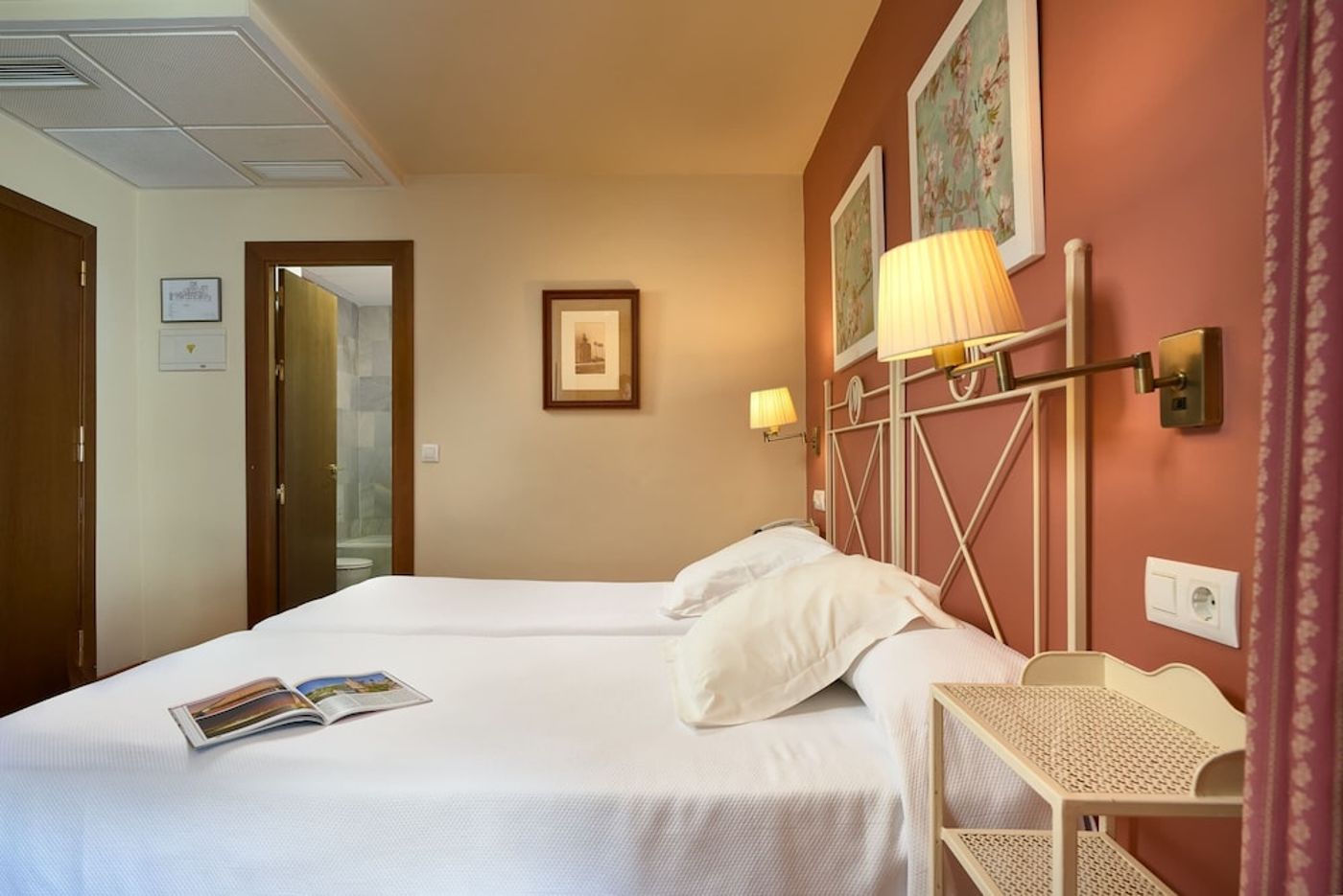 expedia-3163828-24