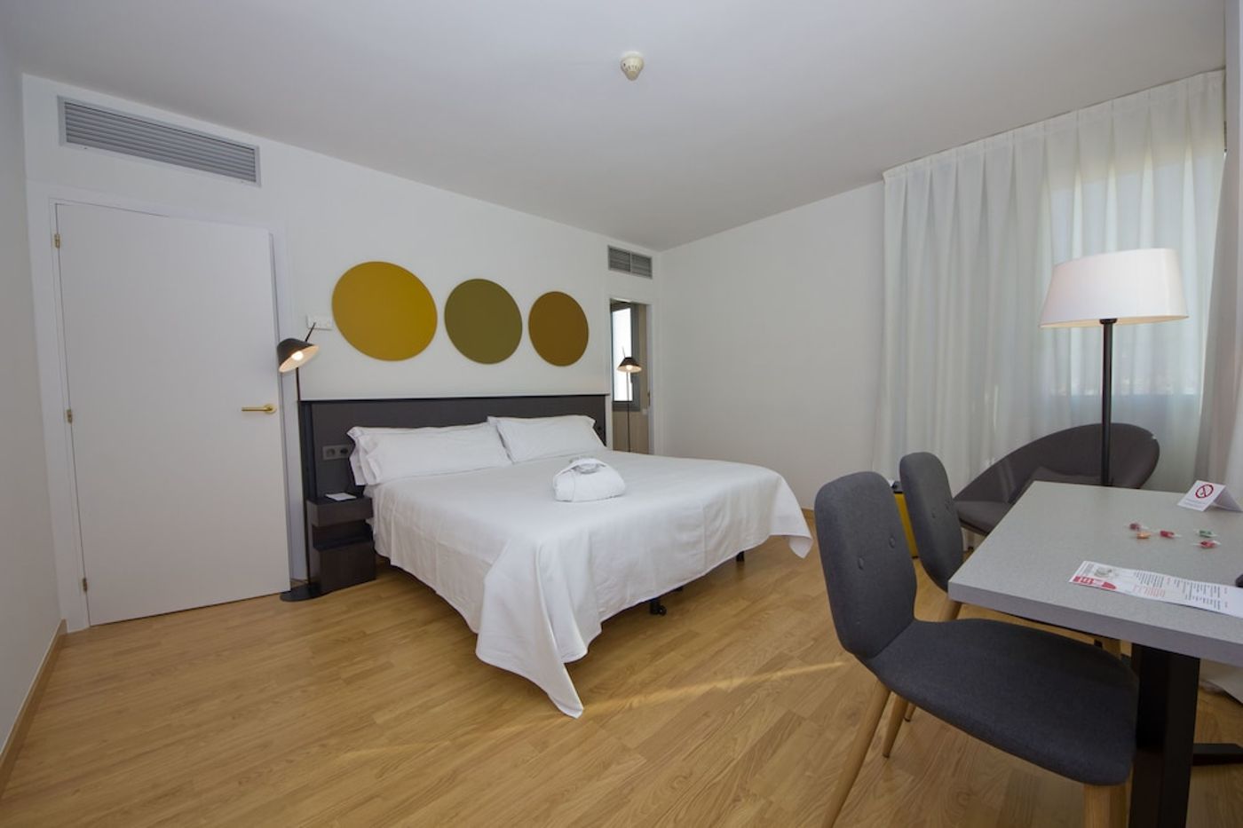 expedia-3165918-19