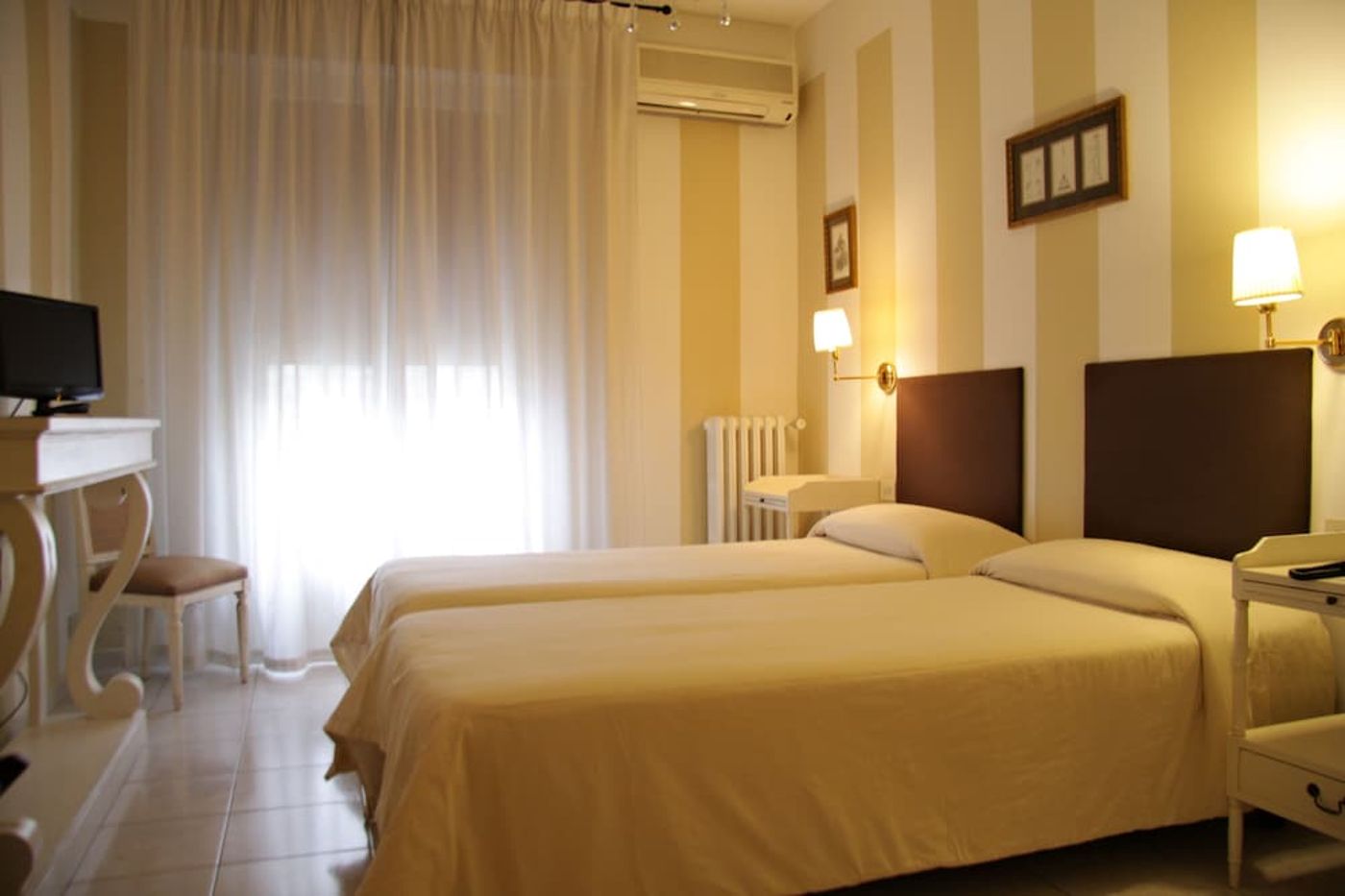 expedia-3160632-4