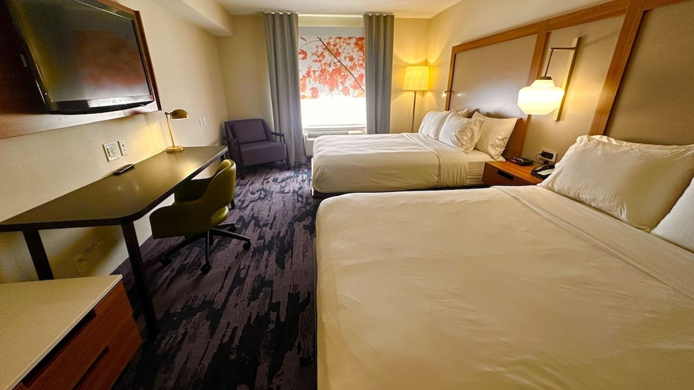 expedia-3163877-16