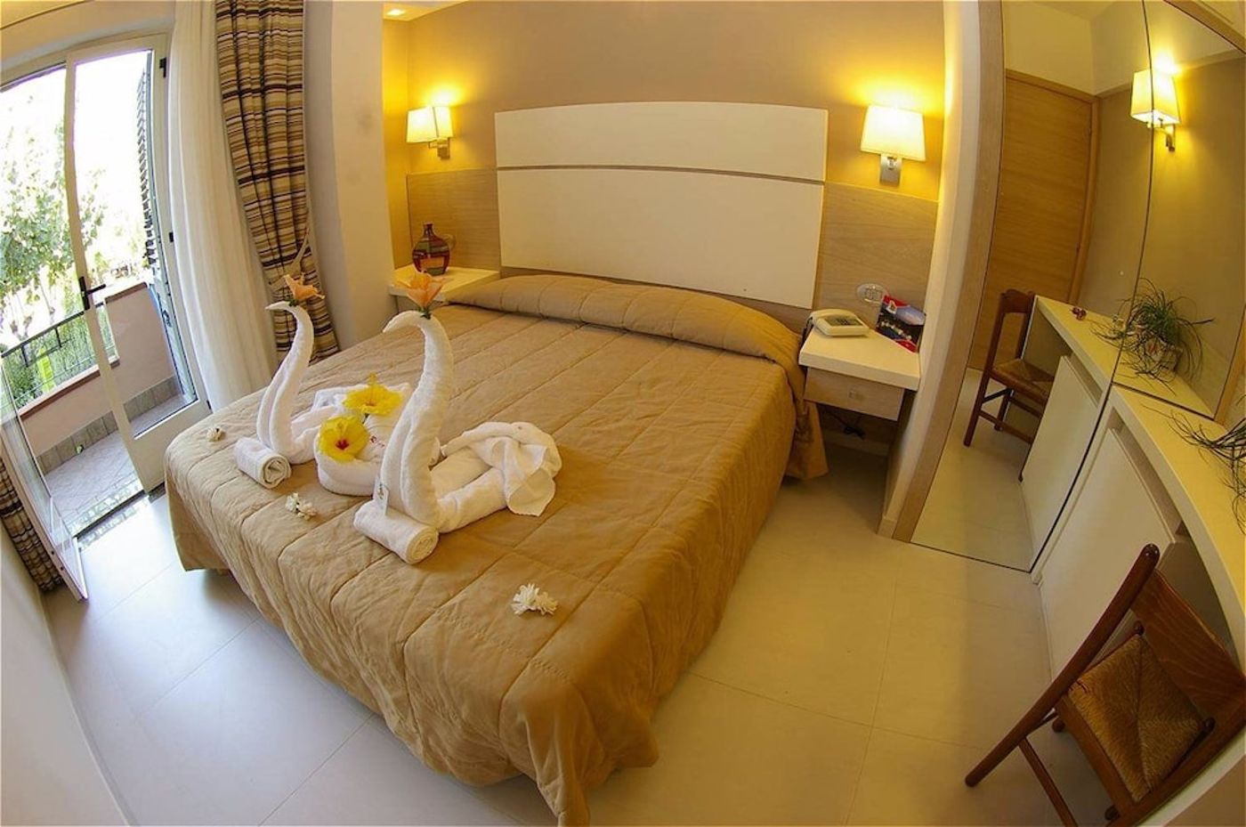 expedia-3166761-11